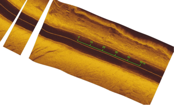 Side-scan image of the Drava channel at river km 174+000